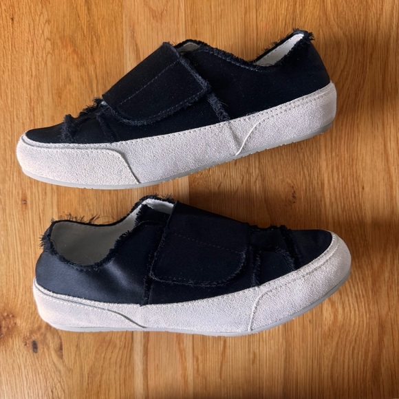 Pedro Garcia Palmira Raw Edge Velcro Black Satin Sneakers EU 38 US 7.5 - Picture 3 of 11